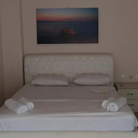 Belvedere Apartahotel 3*